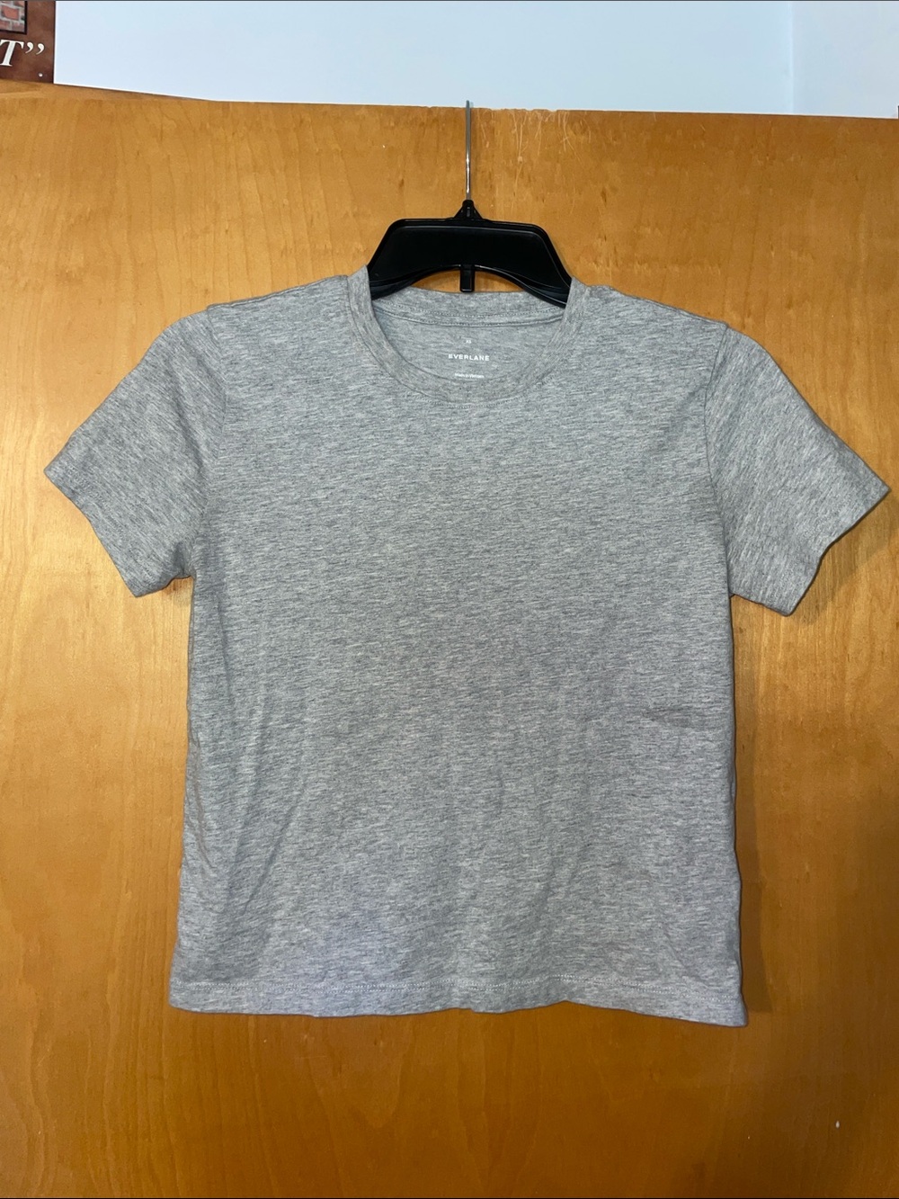 Everlane 100% cotton t-shirt size XS